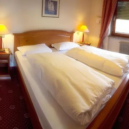 Hotell Temlhof 3*