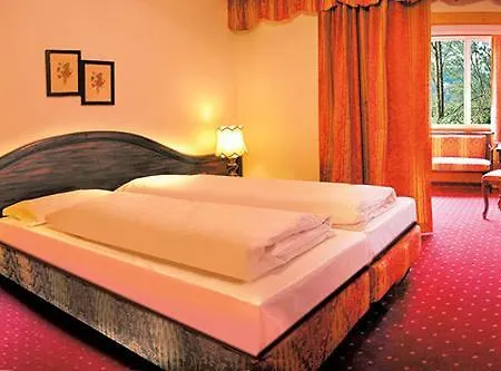 Hotell Temlhof 3*