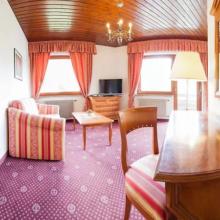 Hotell Temlhof 3*